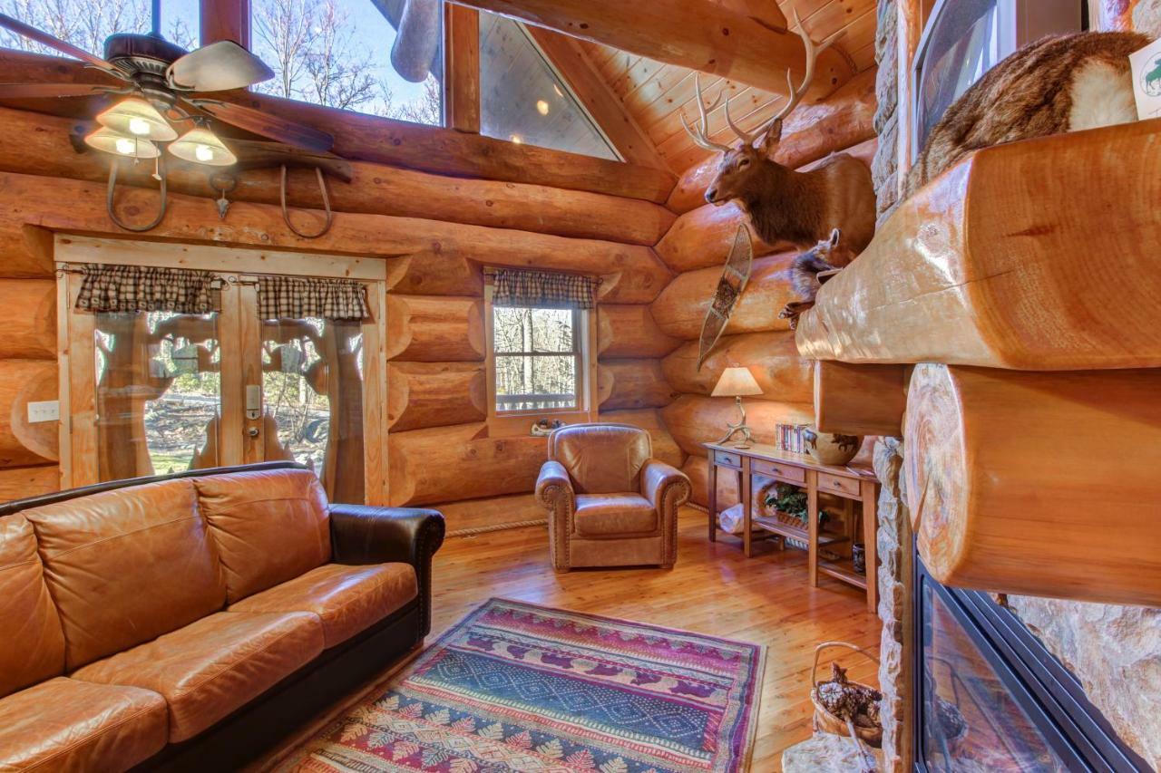 Chief Big Log Villa Hatchertown Bagian luar foto